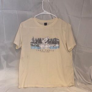 SHEIN Light Yellow Lake Tahoe Graphic Short Sleeve Tee